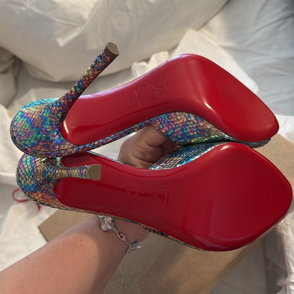 BRAND NEW IN BOX LOUBOUTIN DOLLY 100 iridescent embossed heel mule sandals - Picture 4 of 6